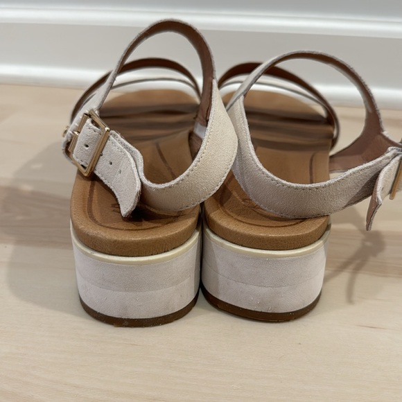 UGG braelyn platform sandal in white size 9.5 - Picture 5 of 12